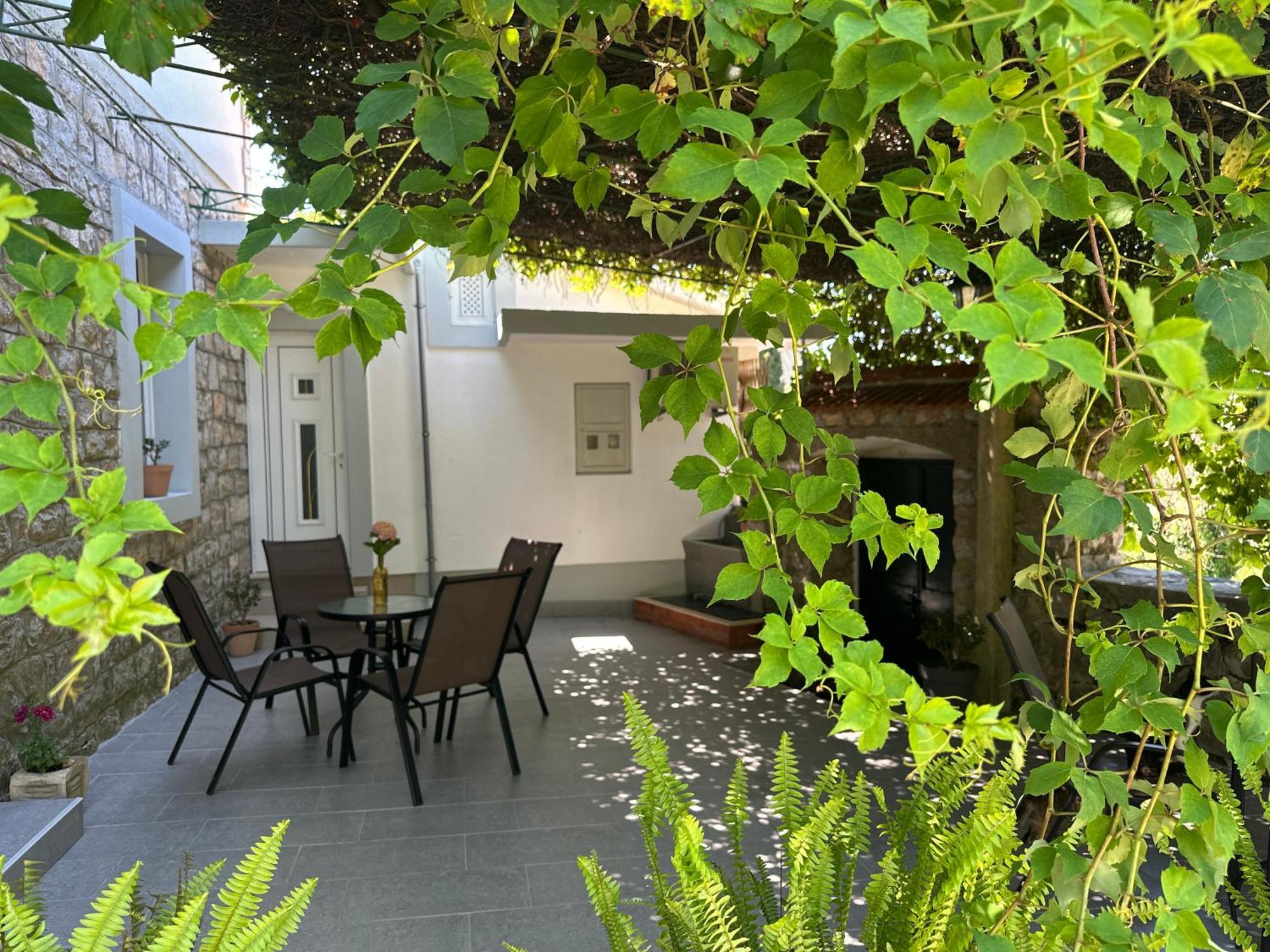 Etno Village Mihailovic Ferienhaus